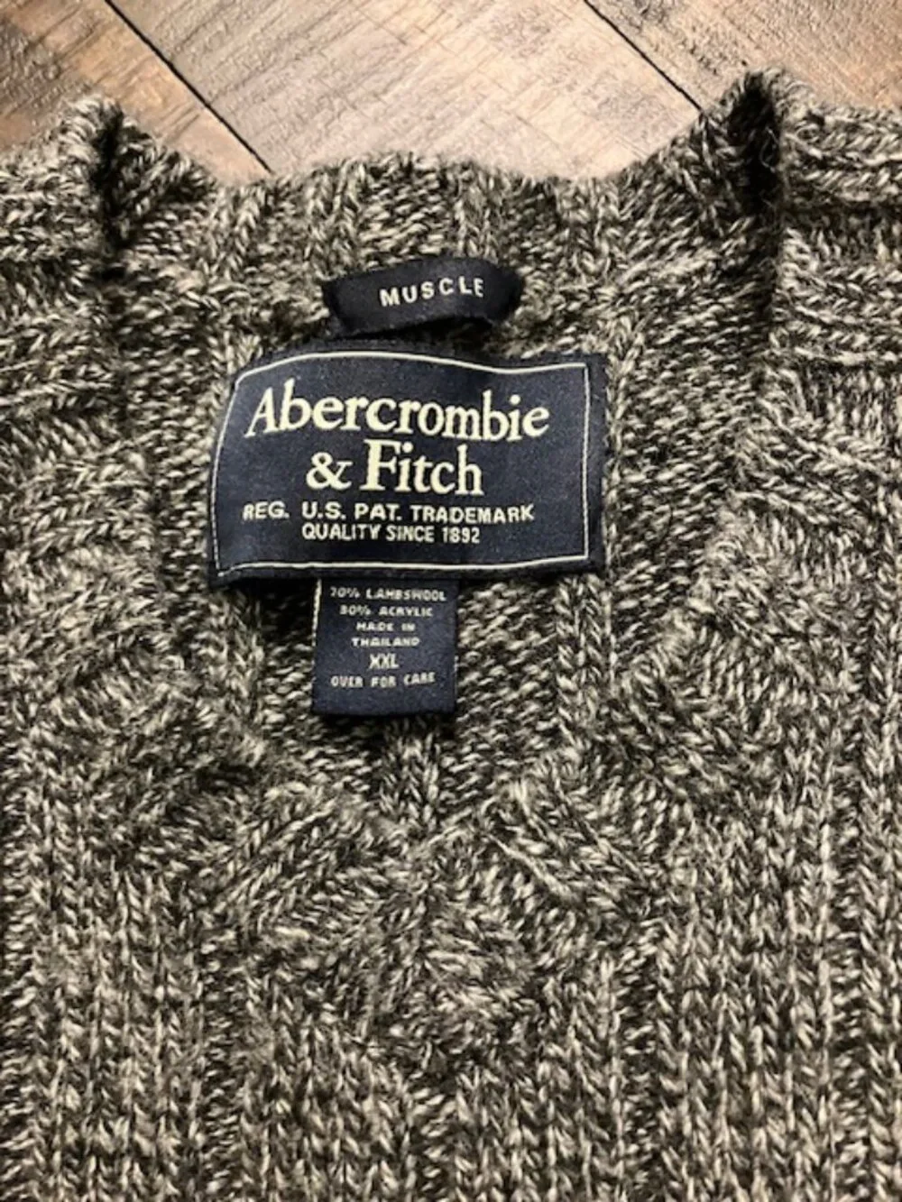 Abercrombie Wool Men Ribbed Sweater - Picture 2 of 4